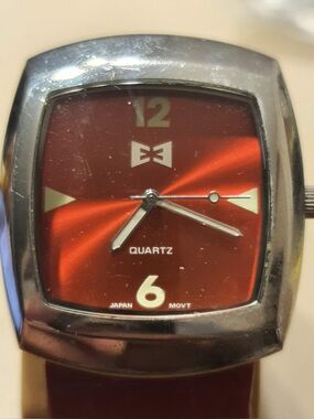 🦋10/$20🦋 Silver/Red Leather Women's Watch